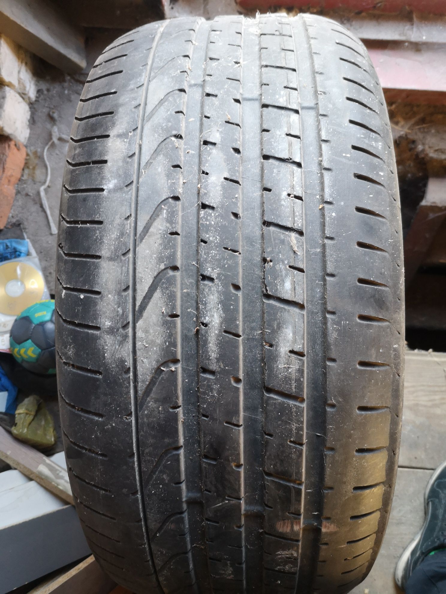 Pirelli P zero 285 35 R21 700грн