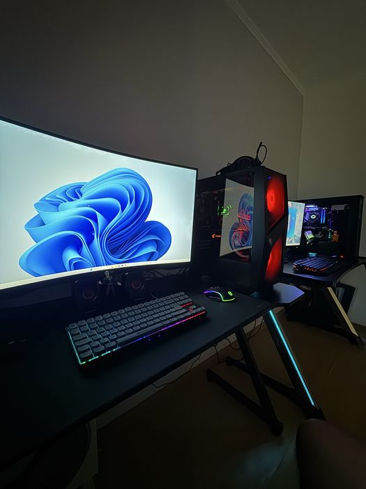 Vendo pc (so a torre ). Preco bom pra sair rapido !!!