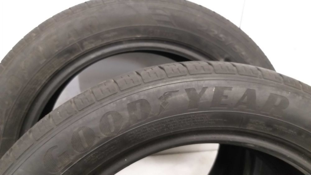 P448192 para 225/55R19 GoodYear EfficientGrip SUV 4X4 2016rok
