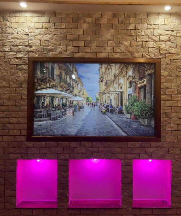 Картина, стекло с принтом фальш окна размер 1185*725 мм.