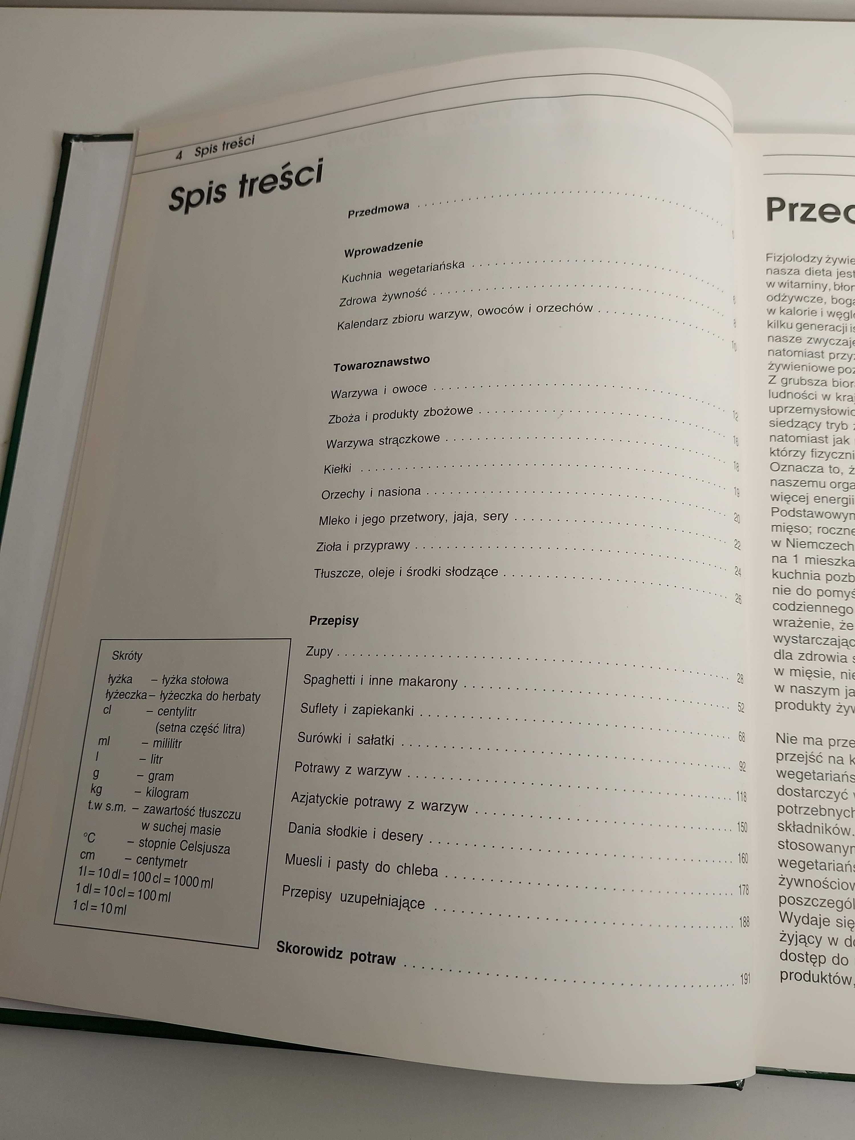 Kuchnia wegetariańska Odżywczo i zdrowo przez cały rok - Isa Fuchs