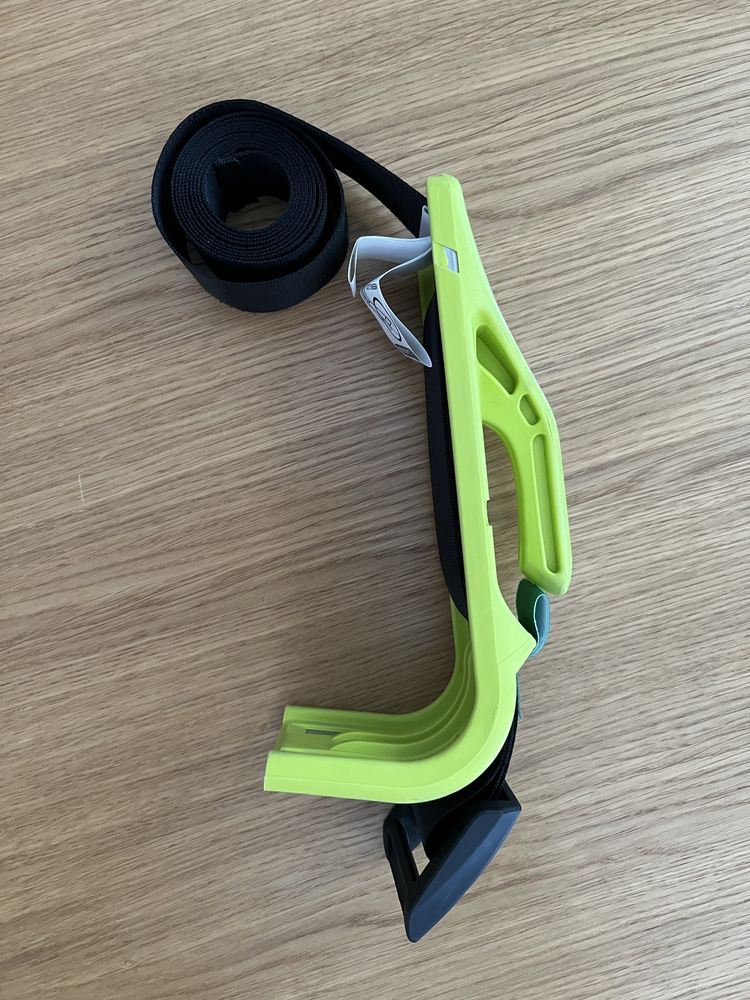 Adapter insafe do pasów bezpieczeństwa