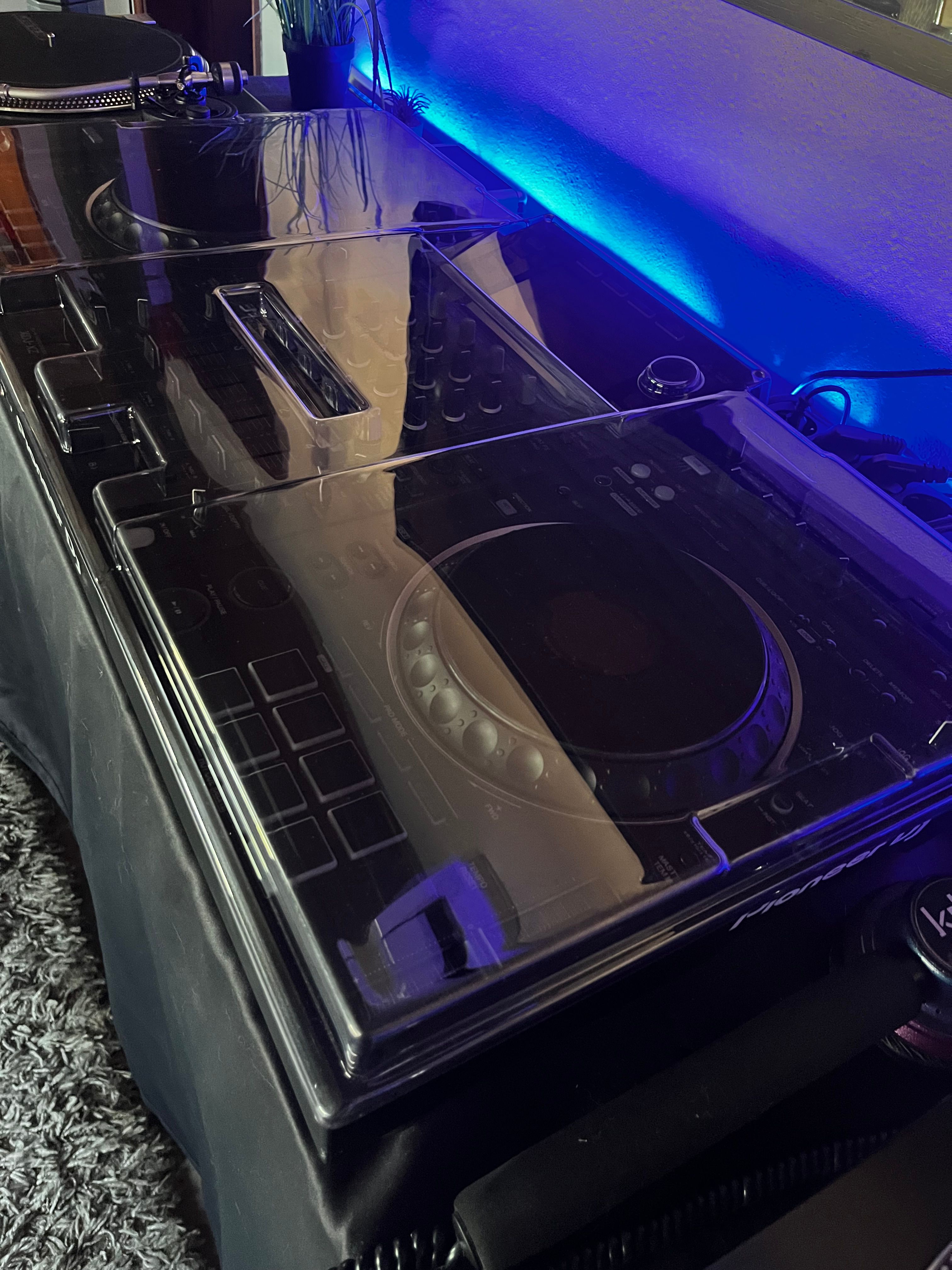 Pioneer Xdj xz + case