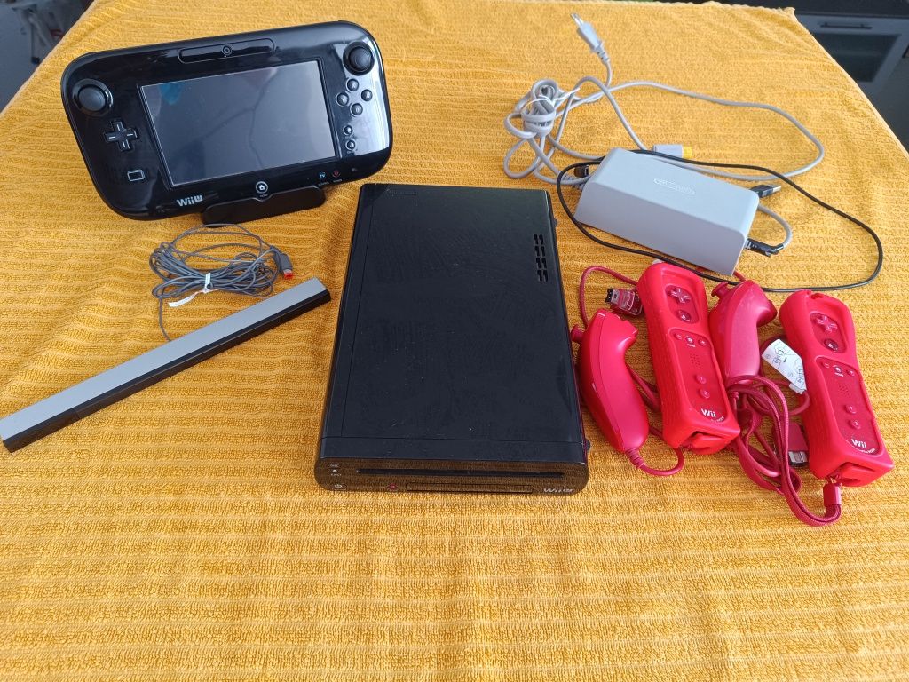 Nintendo Wii - U desbloqueada com vários jogos instalados