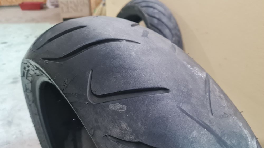 Резина 120/70r17 та 180/55r17