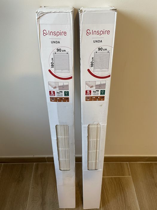 Vendo persianas de janela,