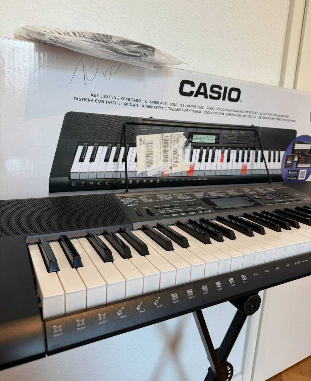 Синтезатор Casio LK-265