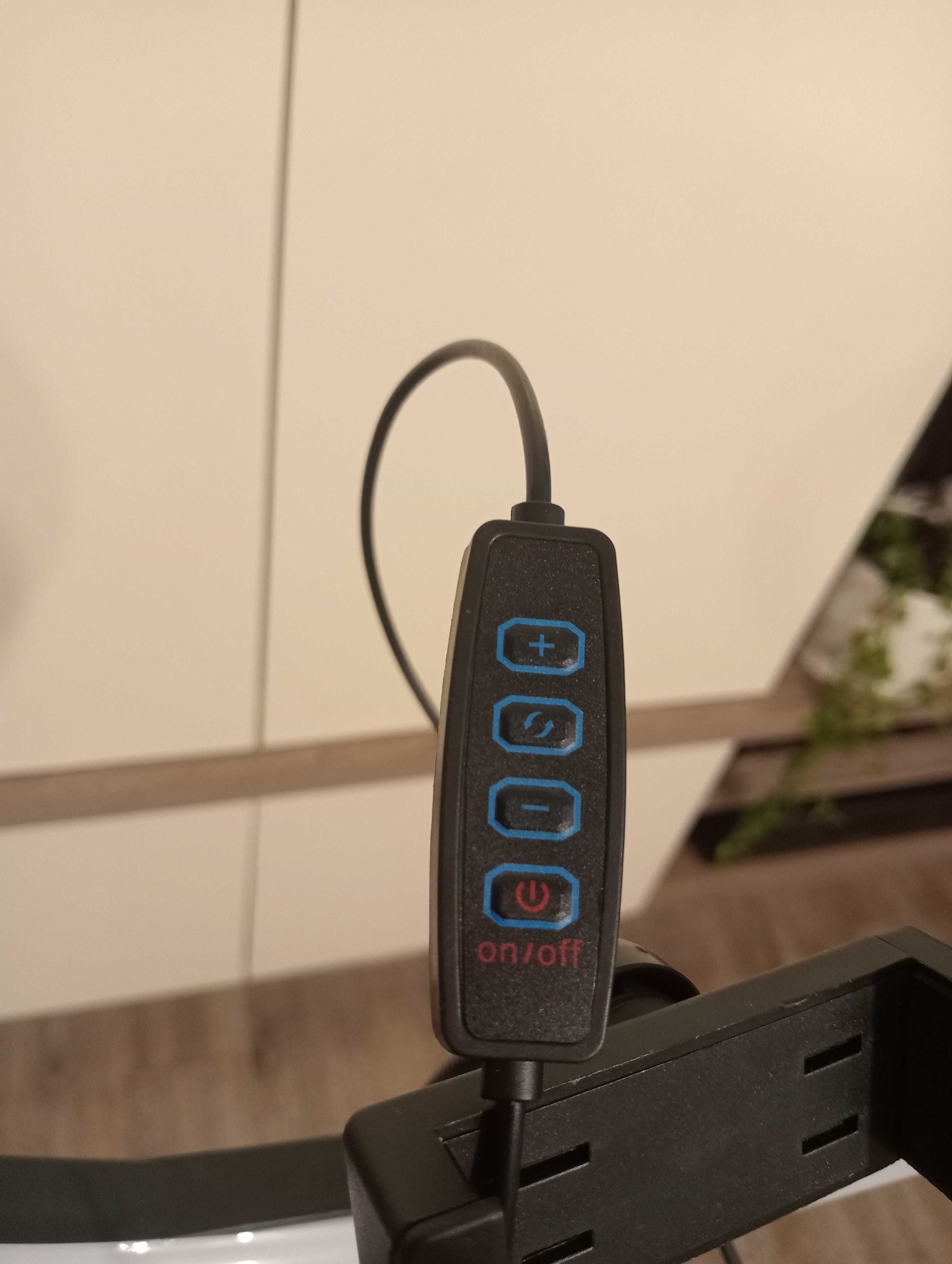 Lampa pierścieniowa ring led