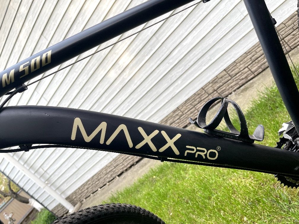 Велосипед гірський MaxxPro 29