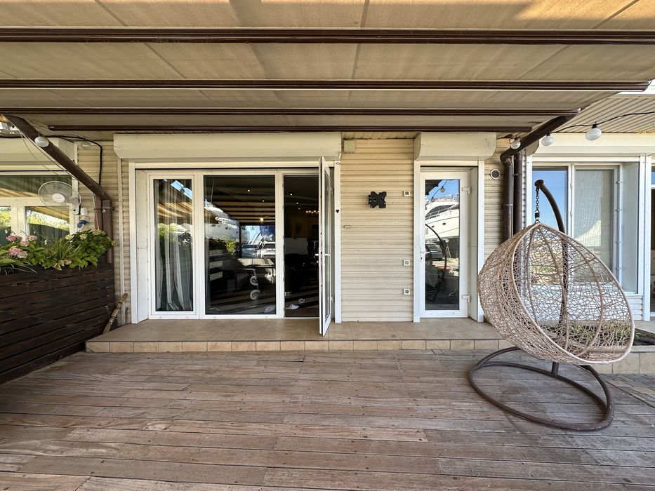 Таунхаус в яхт-клубе на Фонтане