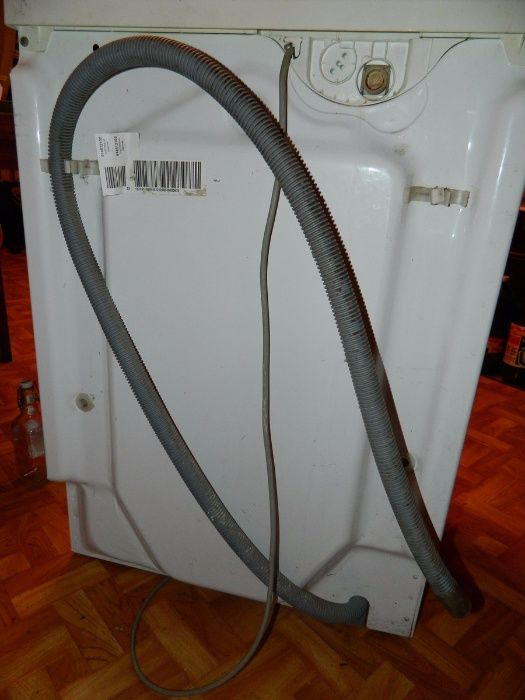 Стиральная машина Electrolux EWS 1046 на запчасти