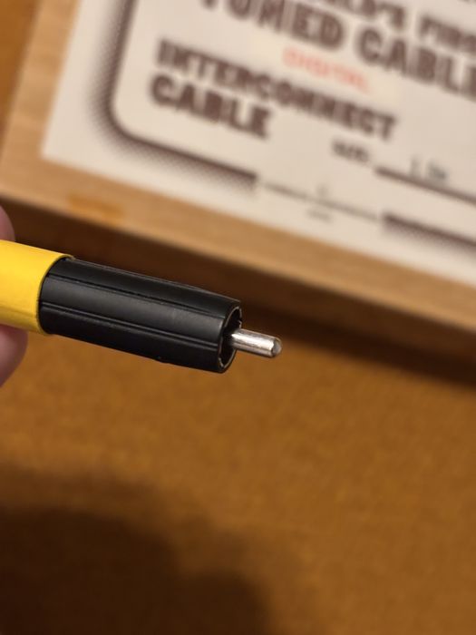 Combak HARMONIX hs-102 , cyfrowy interkonekt 1.5m RCA w pieknym stanie