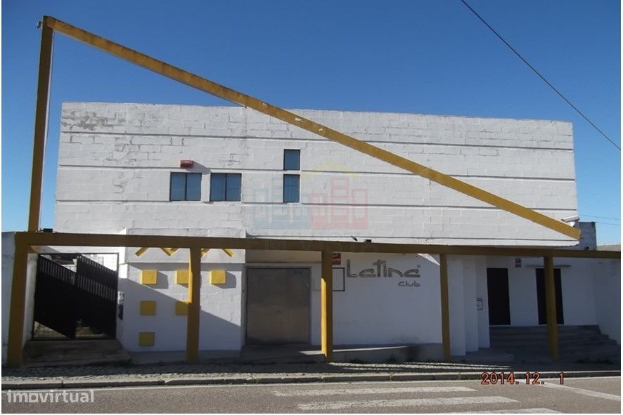 Espaço Comercial Mora