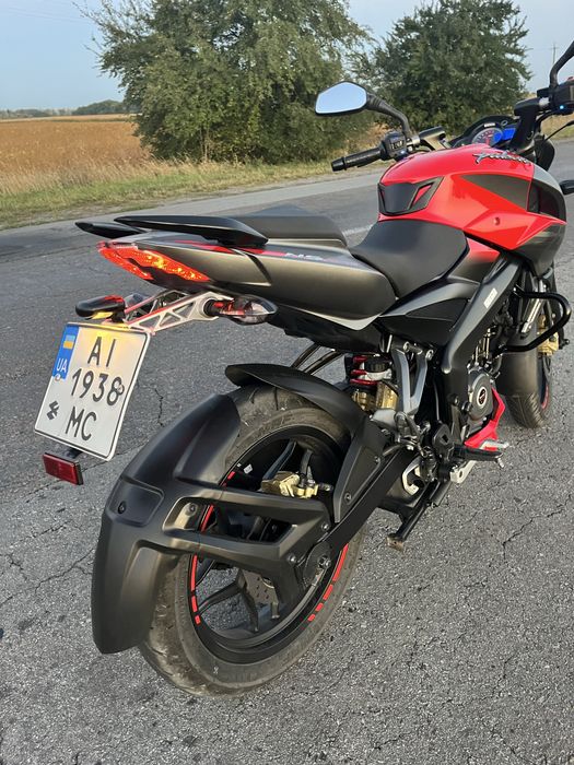 мотоцикл Bajaj Pulsar ns200 (Індія)