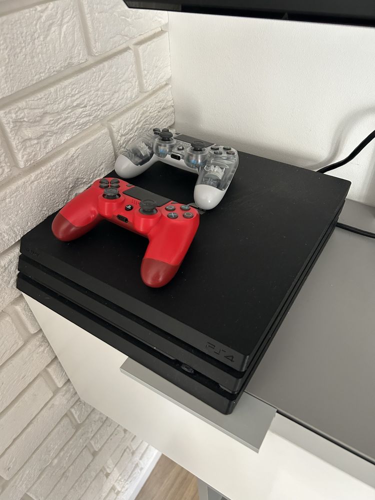 Ps4 Pro 1tb 2 pady i gry