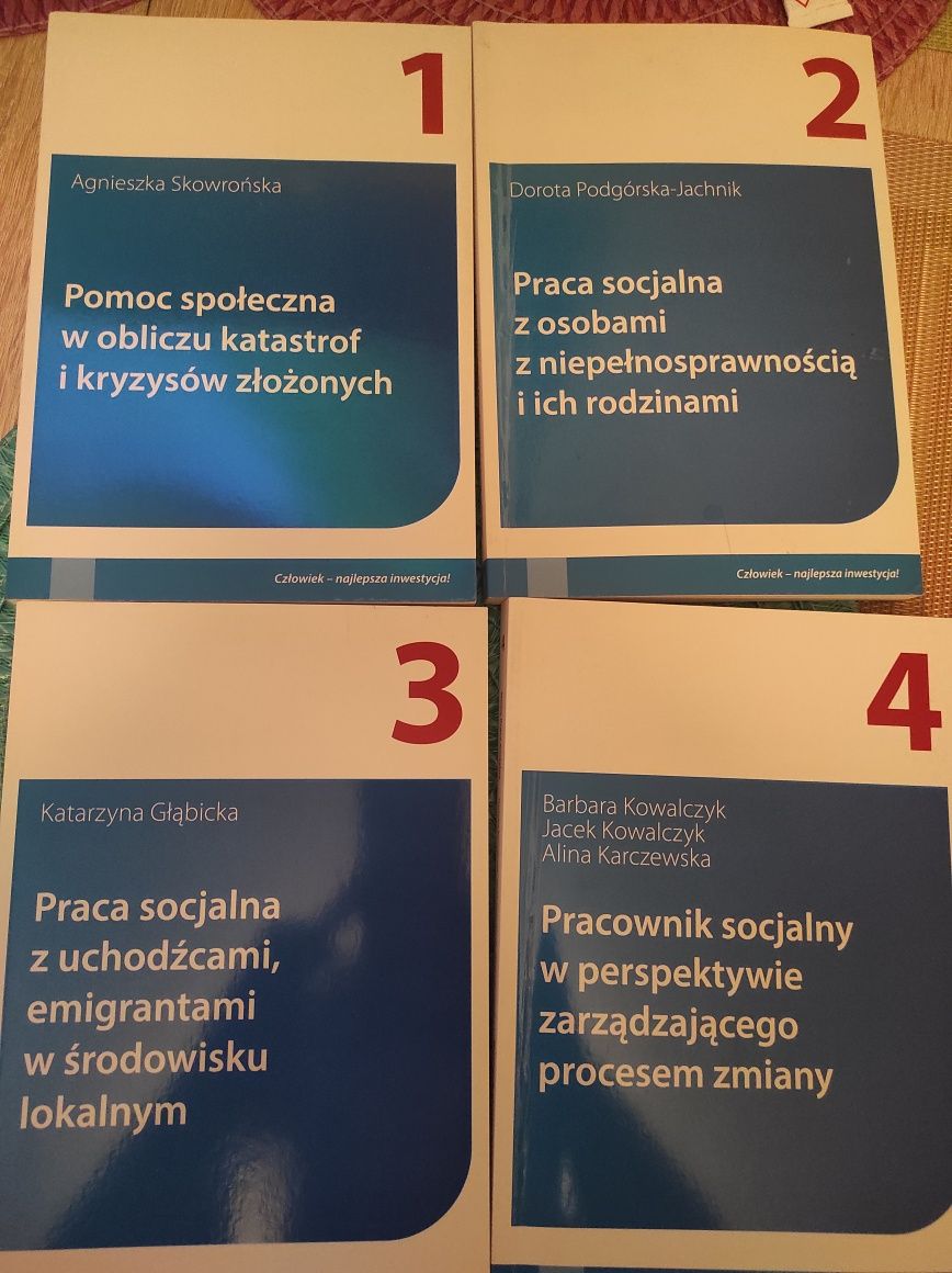 Książki praca socjalna socjologia kontrakt socjalny superwizja pomoc s