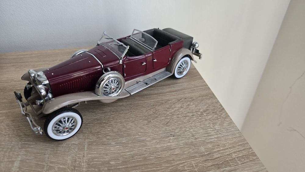 Model Franklin Mint