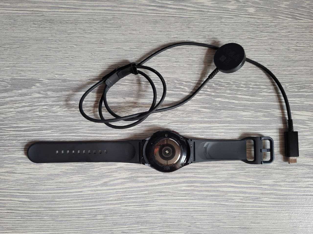Смарт-годинник Samsung Galaxy Watch 5 40mm