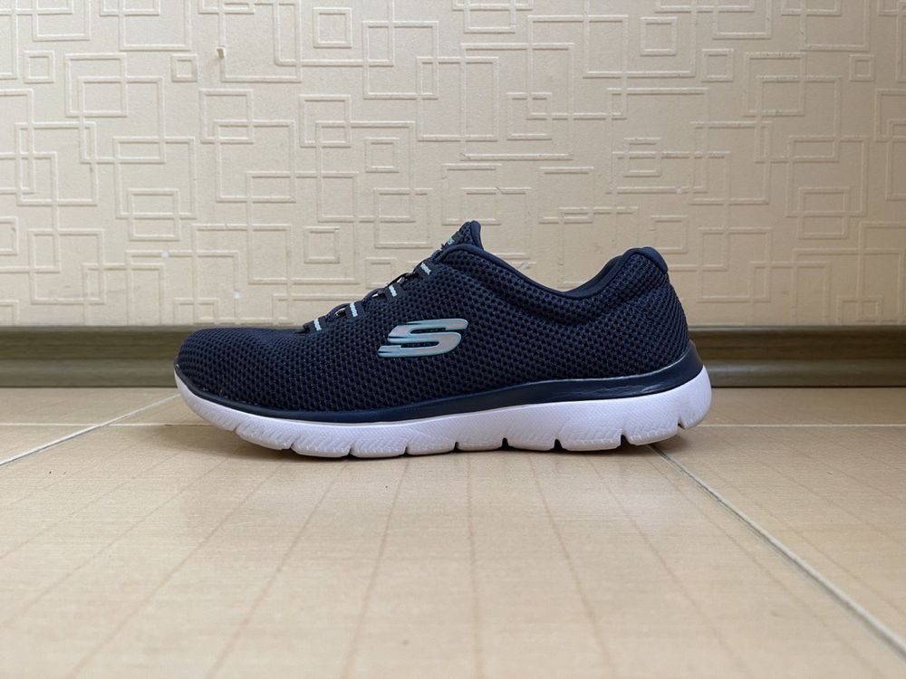 Кросівки Skechers 39 розмір