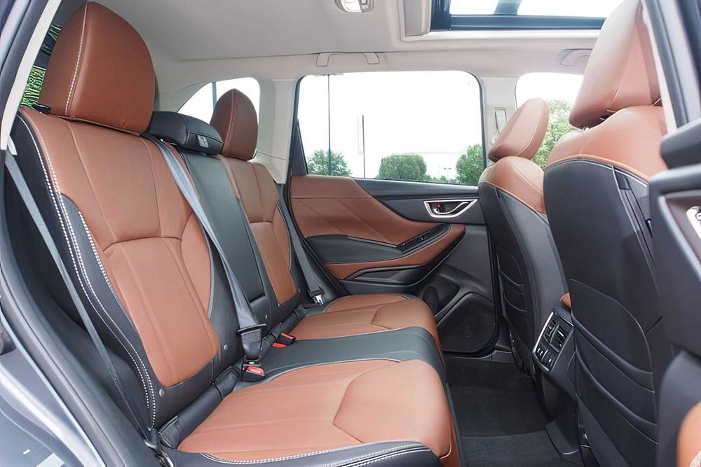 Subaru Forester      2023