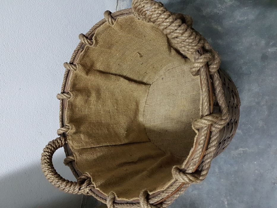 Cesto para Lenha em verga (45x35 cm ) - Como Novo!!!
