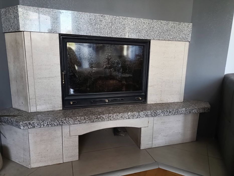 Zabudowa,  obudowa kominka