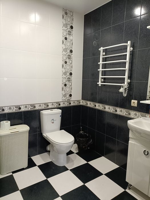 Шикарний будинок з ремонтом для сім'ї