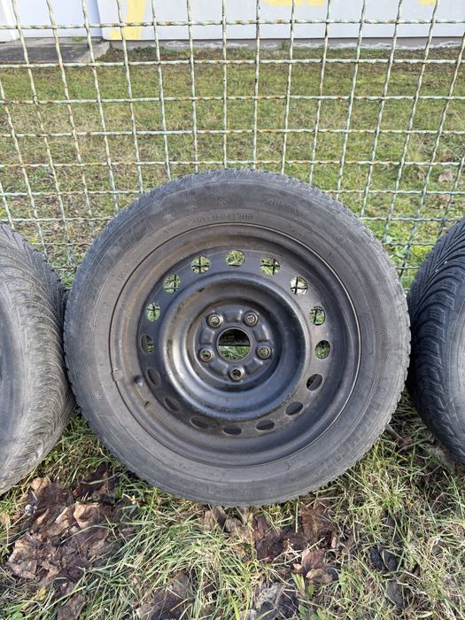 Koła zimowe stalowe felgi z oponami Michelin Alpin5