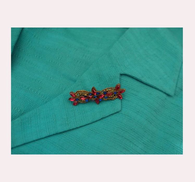 Pregadeiras / Alfinetes de peito antigos desde...