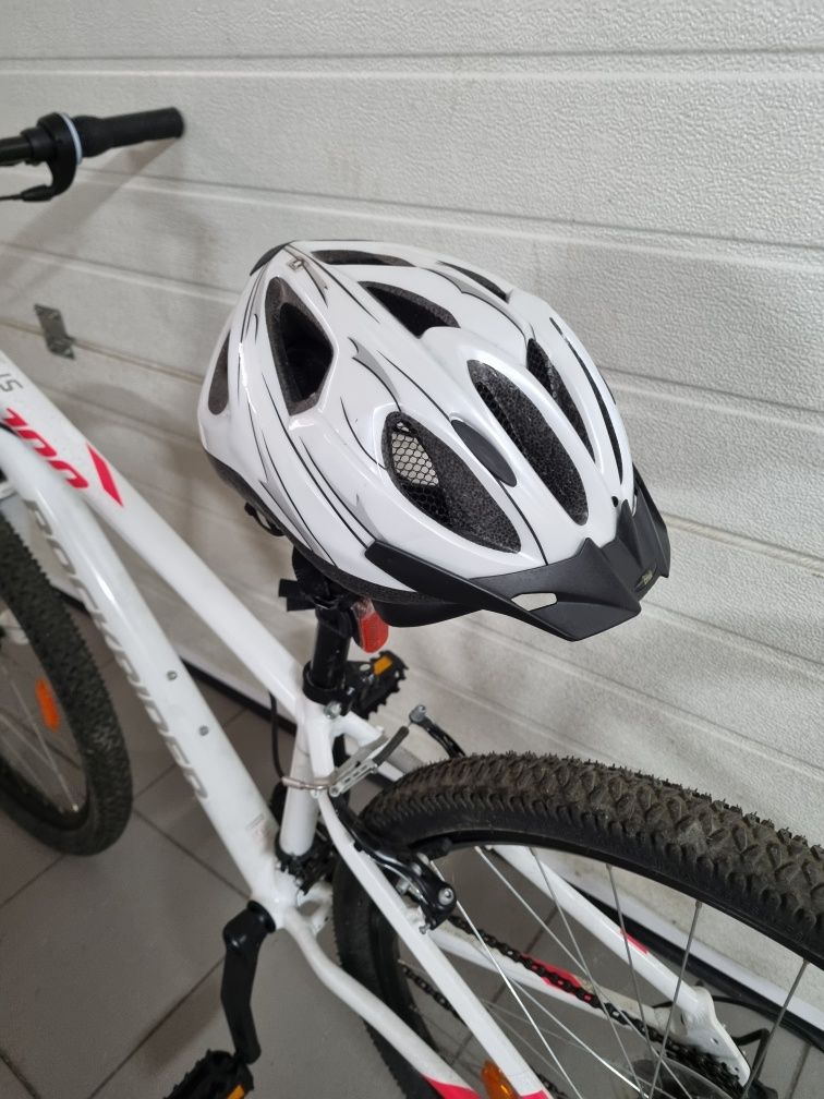 Bicicleta BTT mulher + Capacete como Novos