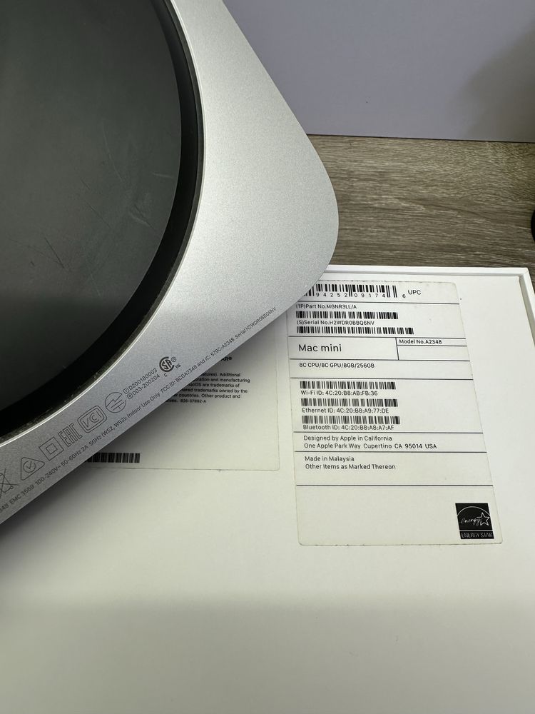 Mac mini M1 8 гб/256