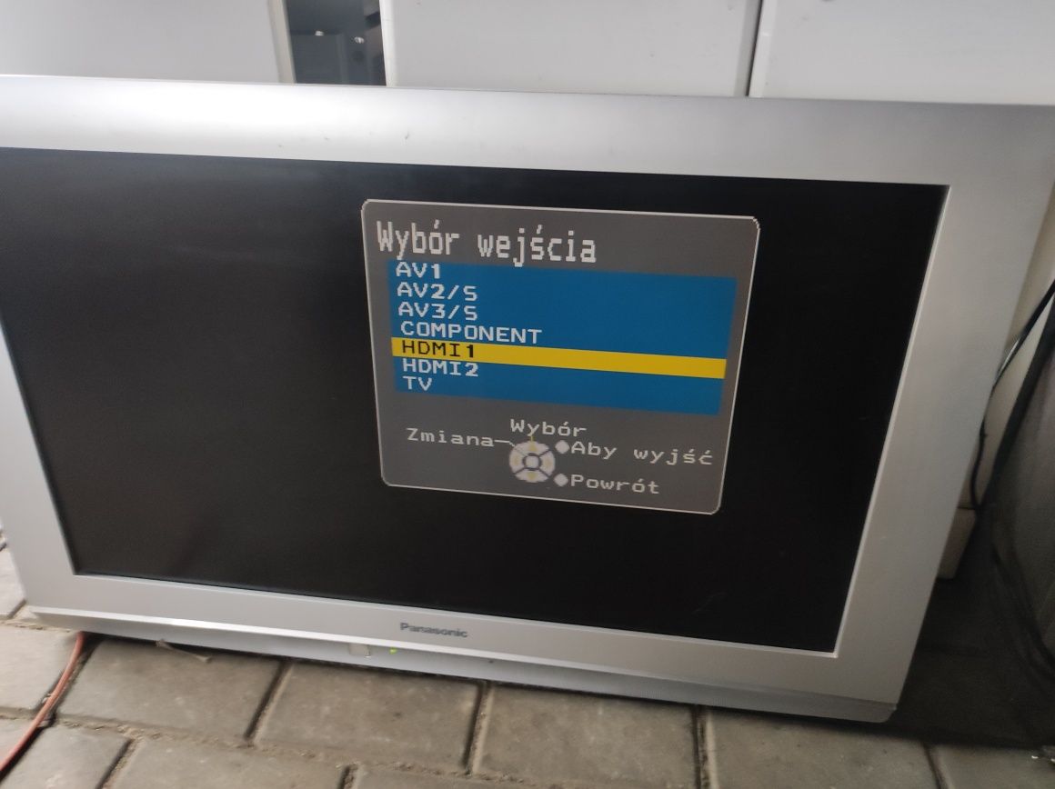 Telewizor marki Philips 32 cale pilot