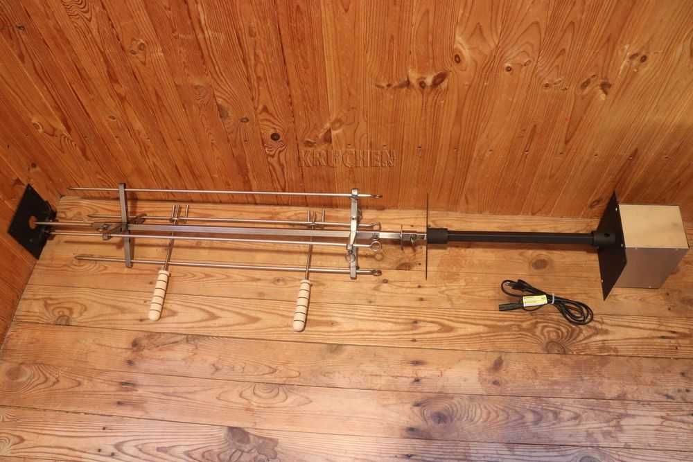 Rożen krzyżowy z napędem elektrycznym do 25 kg do paleniska, kominka