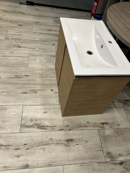 Тумба з умивальником б/у