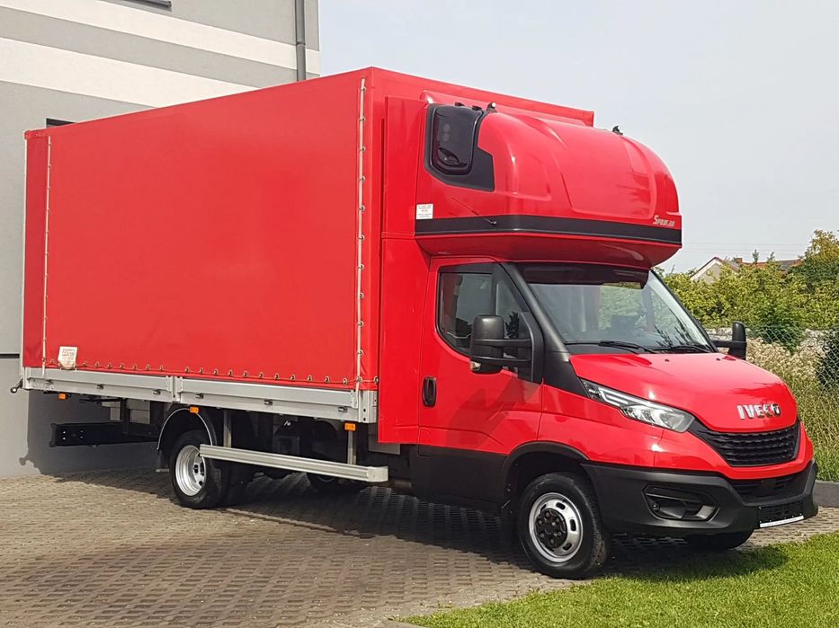 Iveco 50C18 DAILY 12EP PLANDEKA FIRANKA 5,11x2,45x2,35 SPANIE 3500 KG SKRZYNIA ŁADUNKOWA PAKA KLIMATRONIK TEMPOMAT OGRZEWANIE POSTOJOWE  50C18 Daily 12EP Plandeka Spanie Firanka 5,11x2,45x2,35 Tempomat Klima