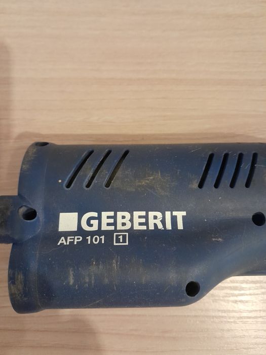 Zaciskarka geberit afp 101