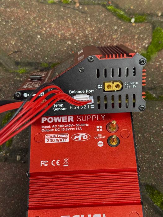 Ładowarka SKYRC RS16 + Power Supply eFuel