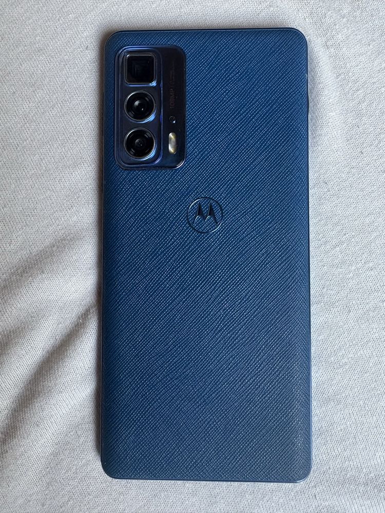 Motorola Edge 20 Pro 5G 256GB - Blue Vegan Leather