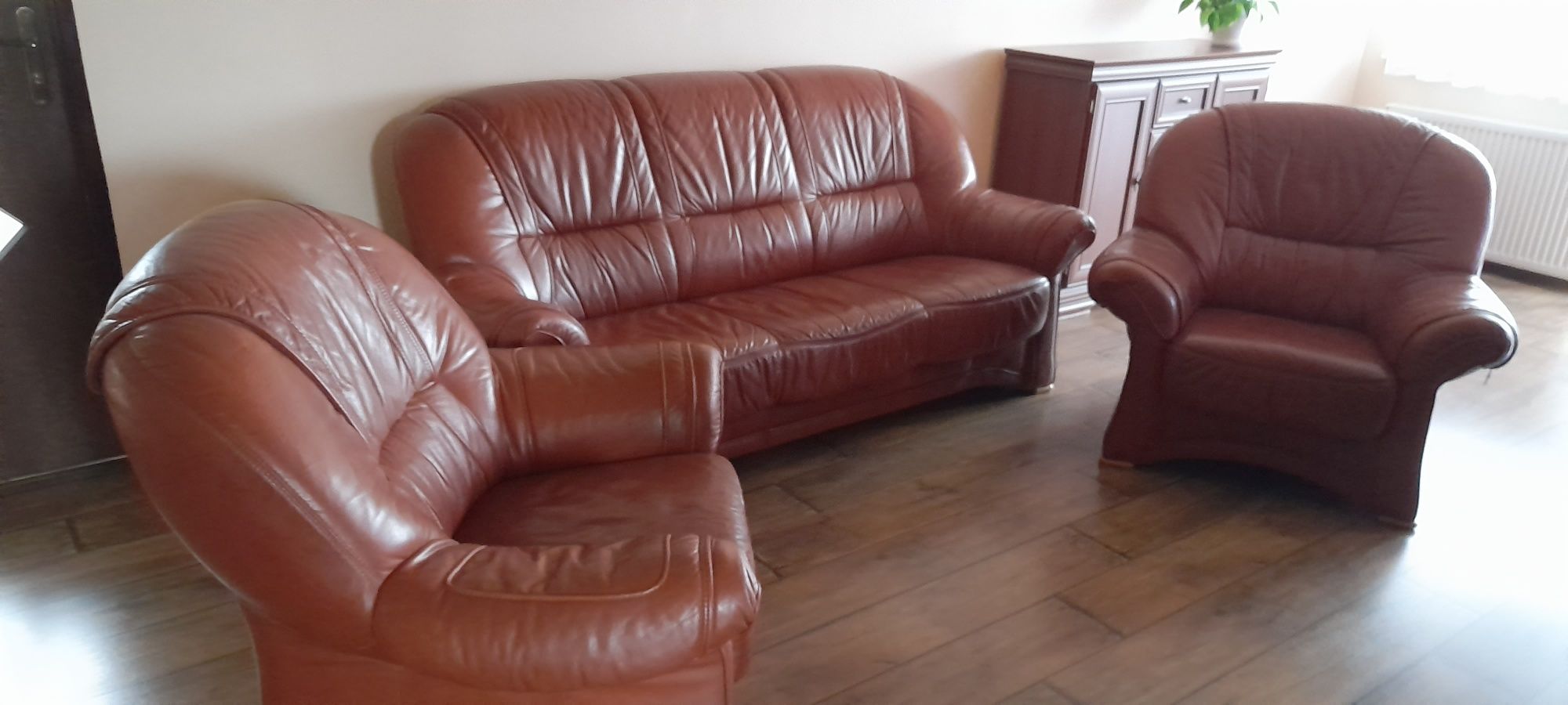 Elegancki wygodny skóra naturalna 3+1+1 wypoczynkowy sofa i fotele