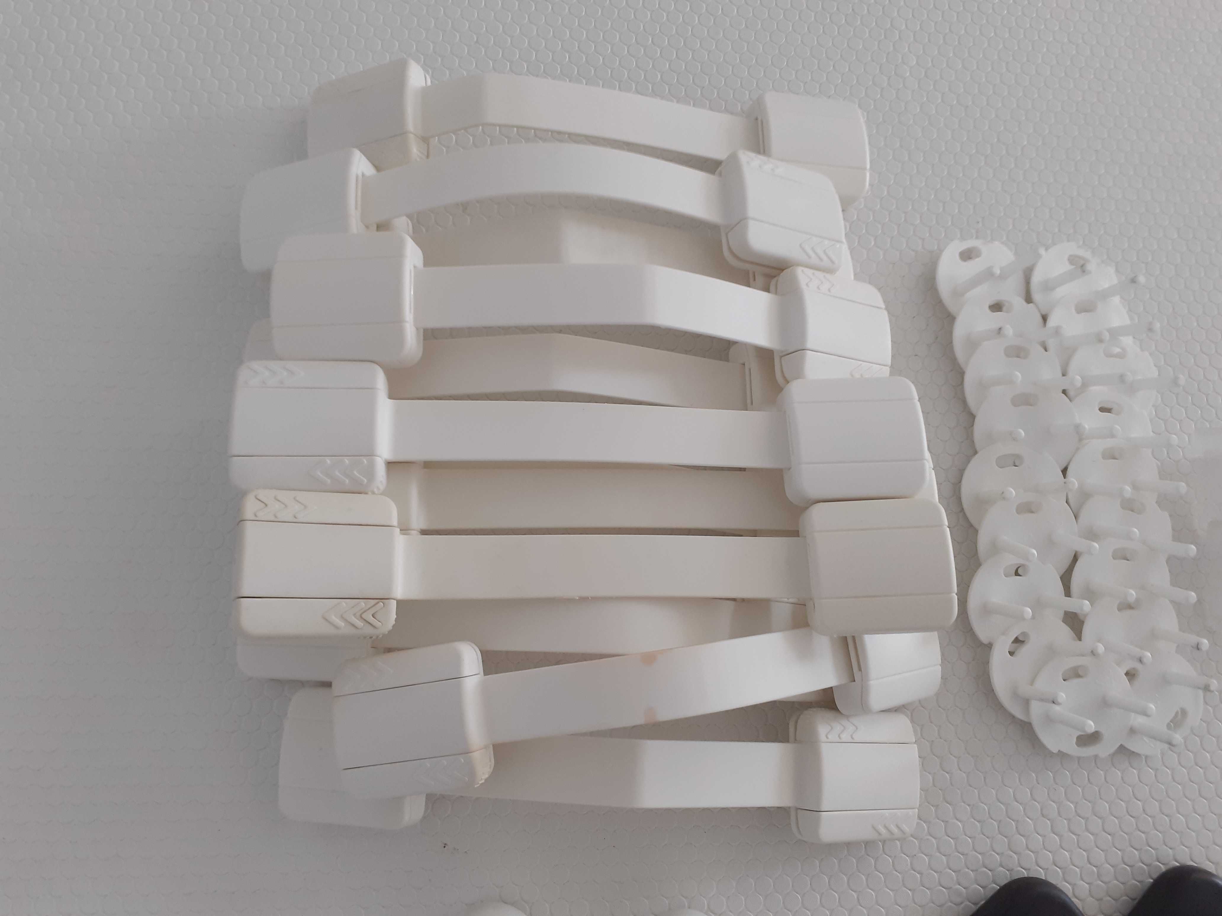 Segurança Crianças, Protectores de Cantos e Tomadas + Fechos Portas
