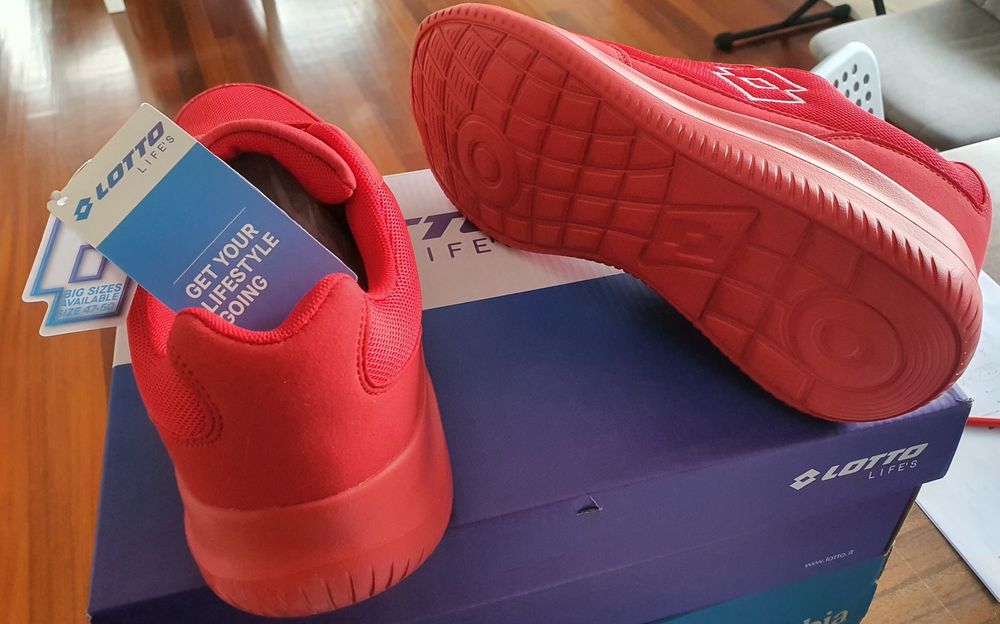 Sapatilhas Lotto, com etiqueta, 43