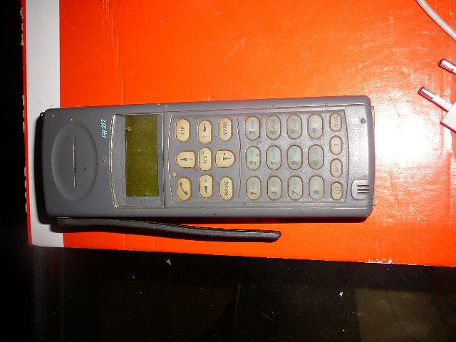 telefon komórkowy ERICSSON FH 212