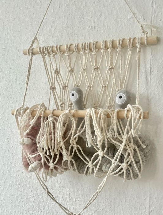 Hamak na zabawki półka ścienna boho