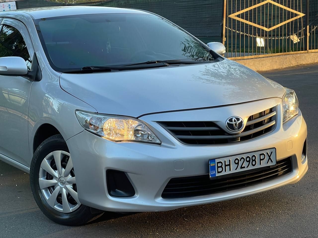 Продам Toyota Corolla 2011  Рест