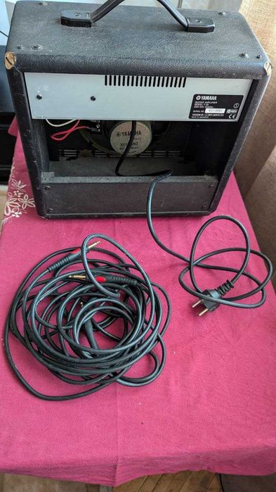 Електроакустична гітара Yamaha fgx 413 sc + комбік Yamaha F20