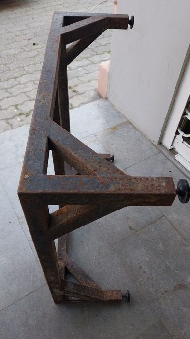 Suporte tipo pés 80x80 tubo 40x40