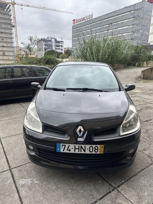 Renault Clio 3 em ótimo estado