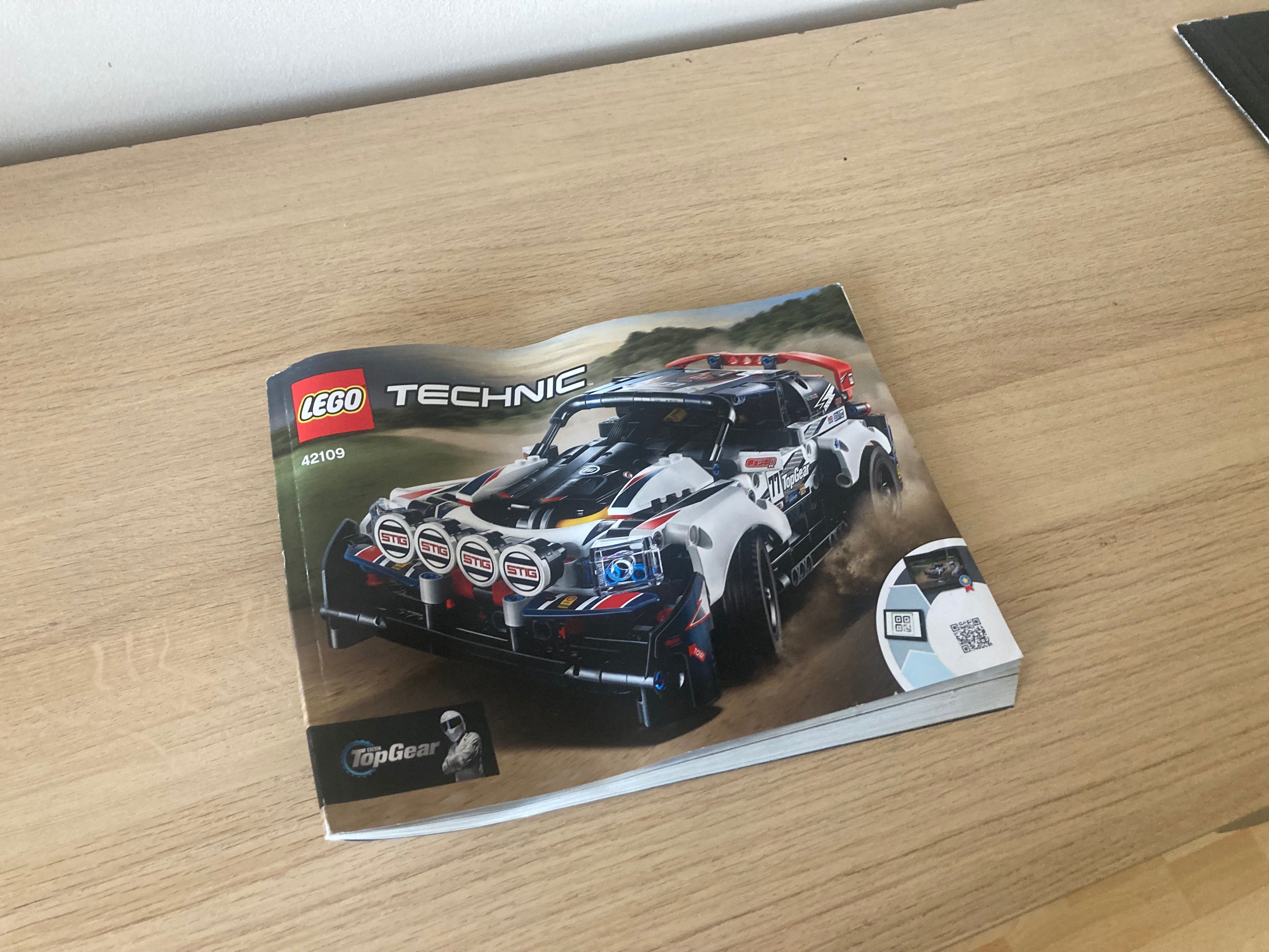 Klocki LEGO 42109 - Auto wyścigowe Top Gear sterowane przez aplikację