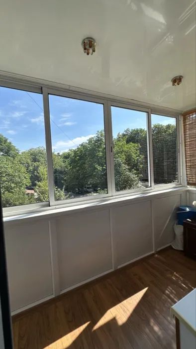 3-кімнатна квартира, 2-й поверх. Дендропарк..