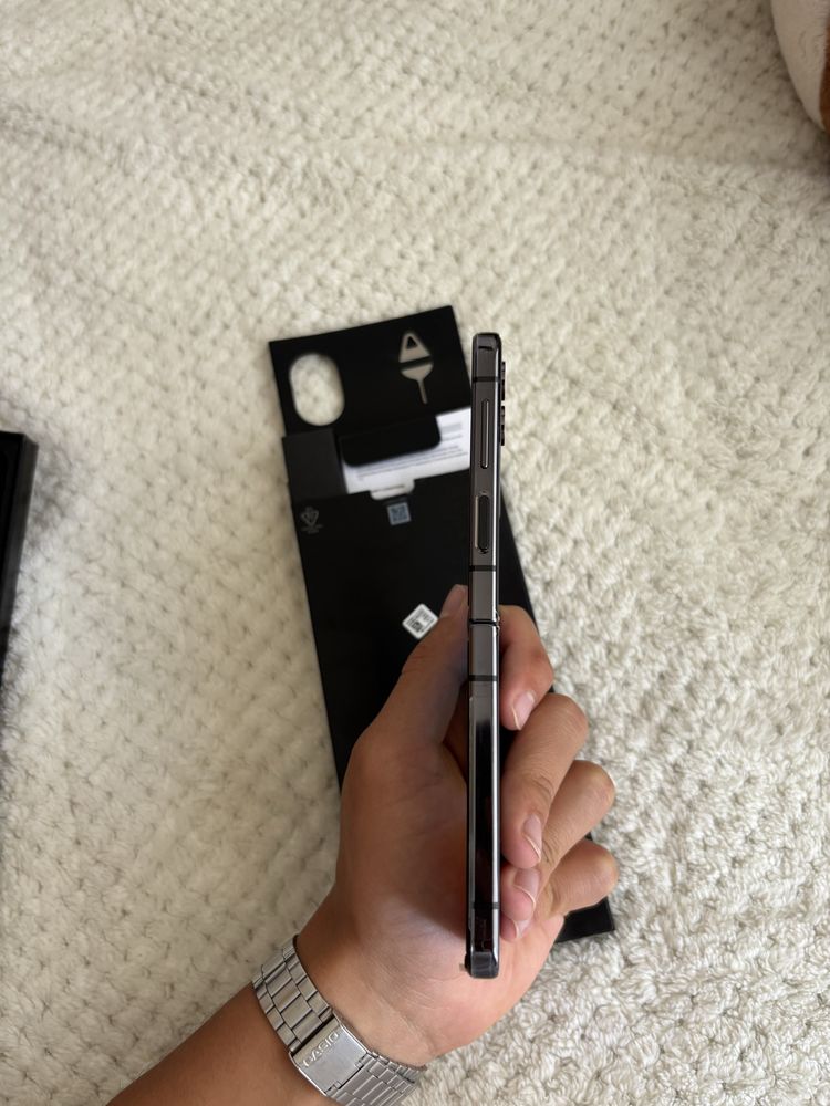Samsung Z Flip 4 256Gb